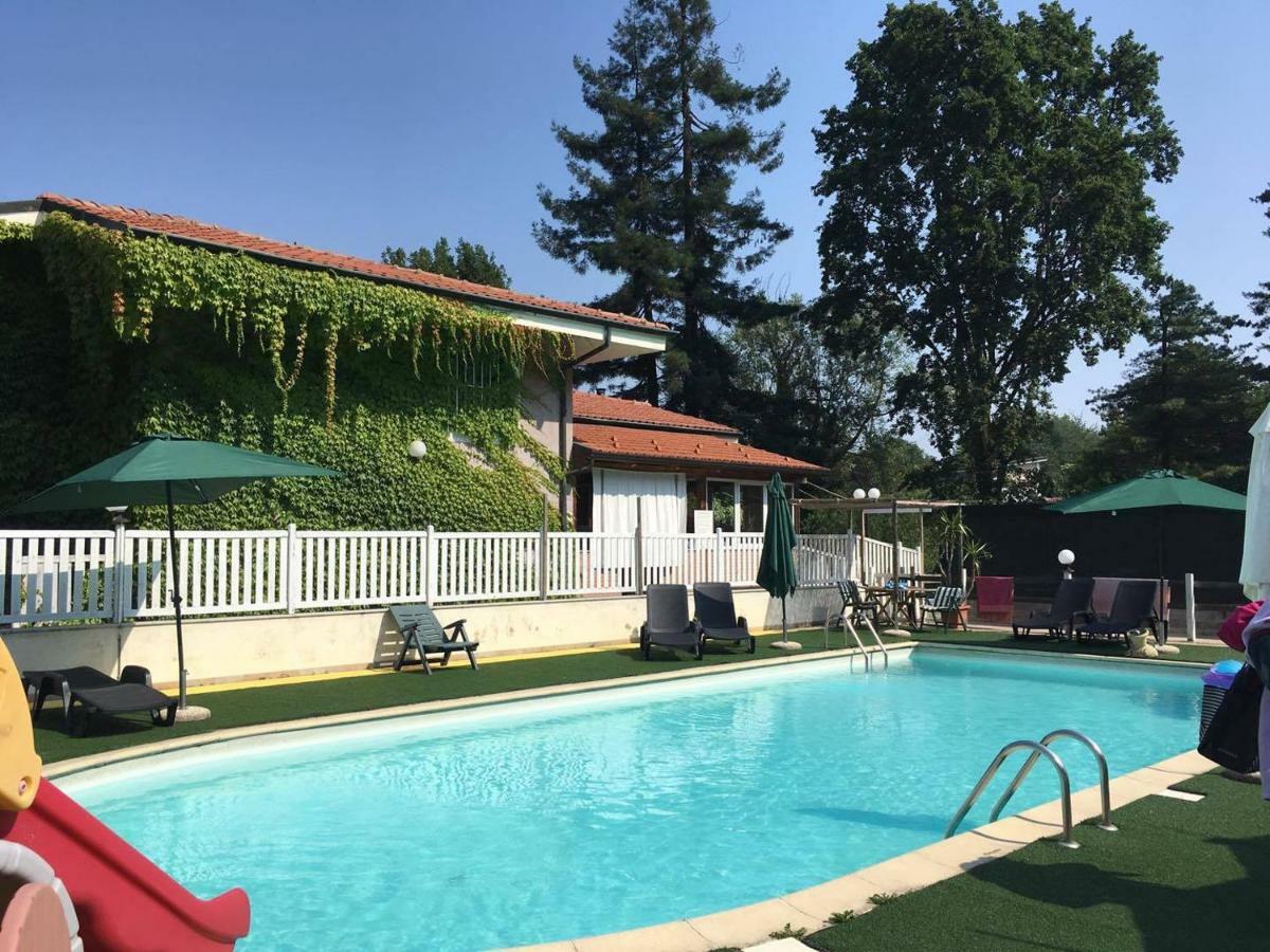 Bed and Breakfast Fattoria Sequoia Castagneto Po Экстерьер фото